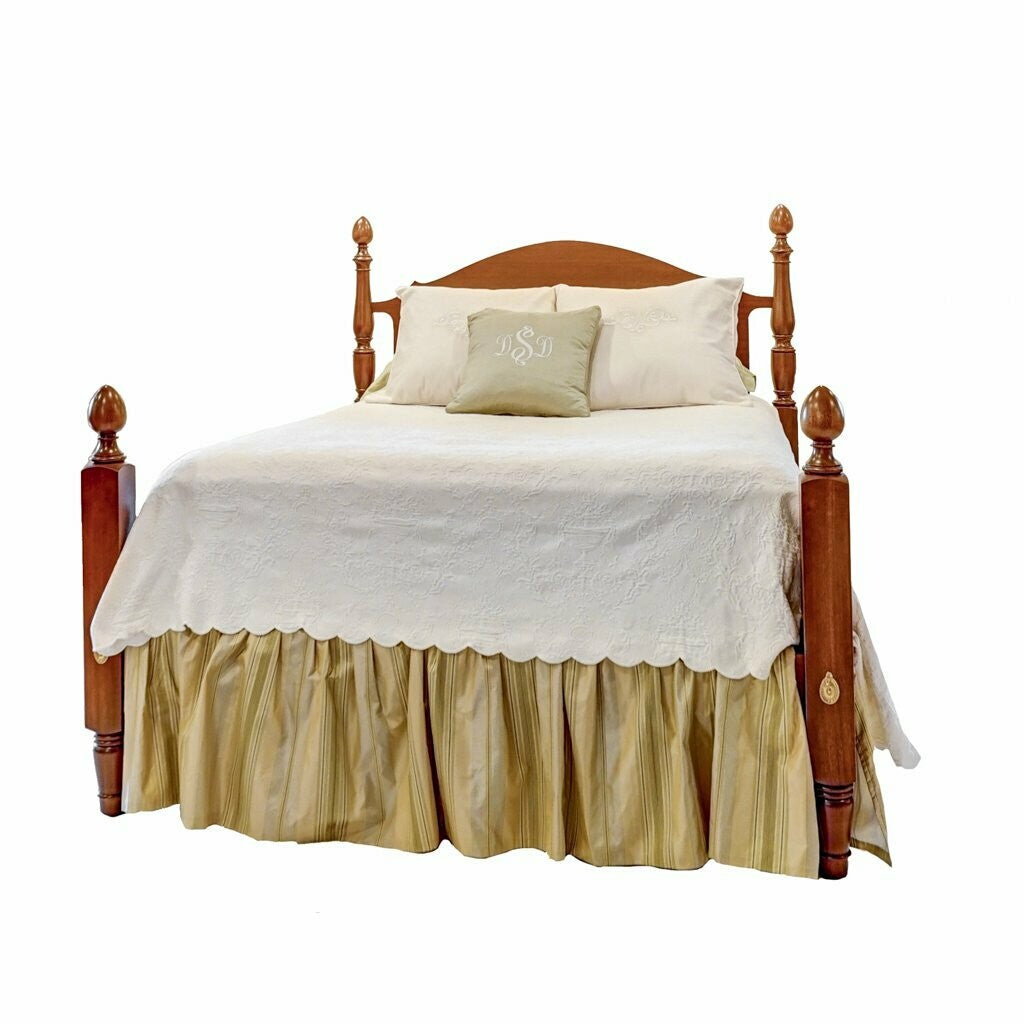 Fairfax Bed 4" Post