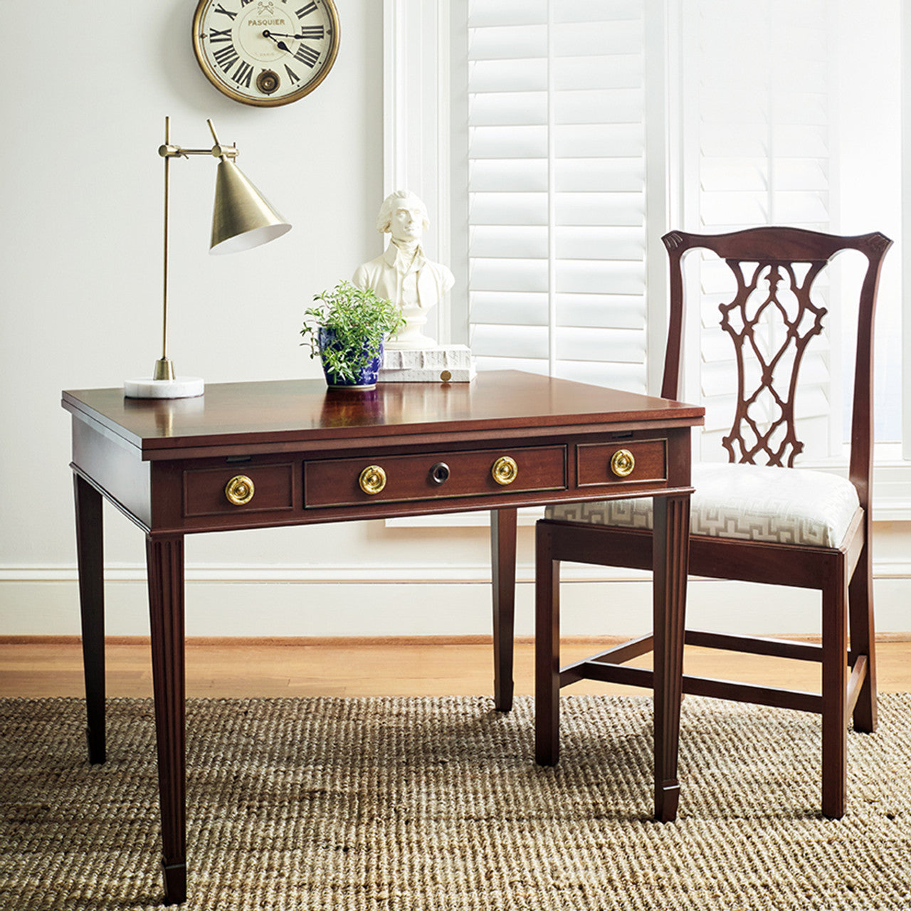 Universal Table