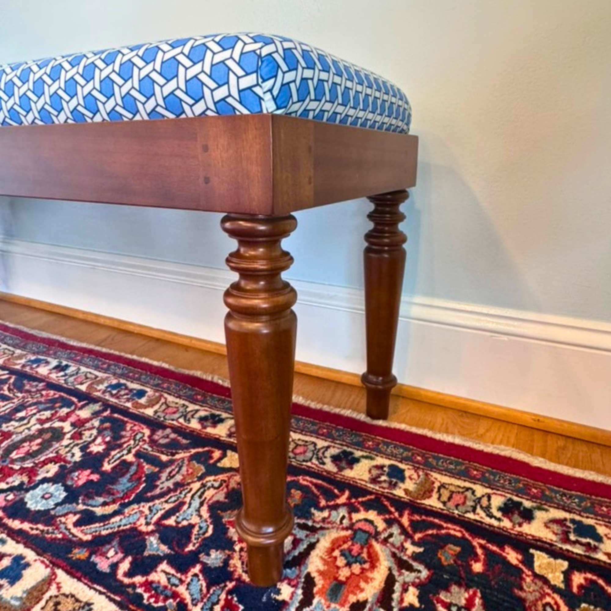 Classic Turned Leg Bench
