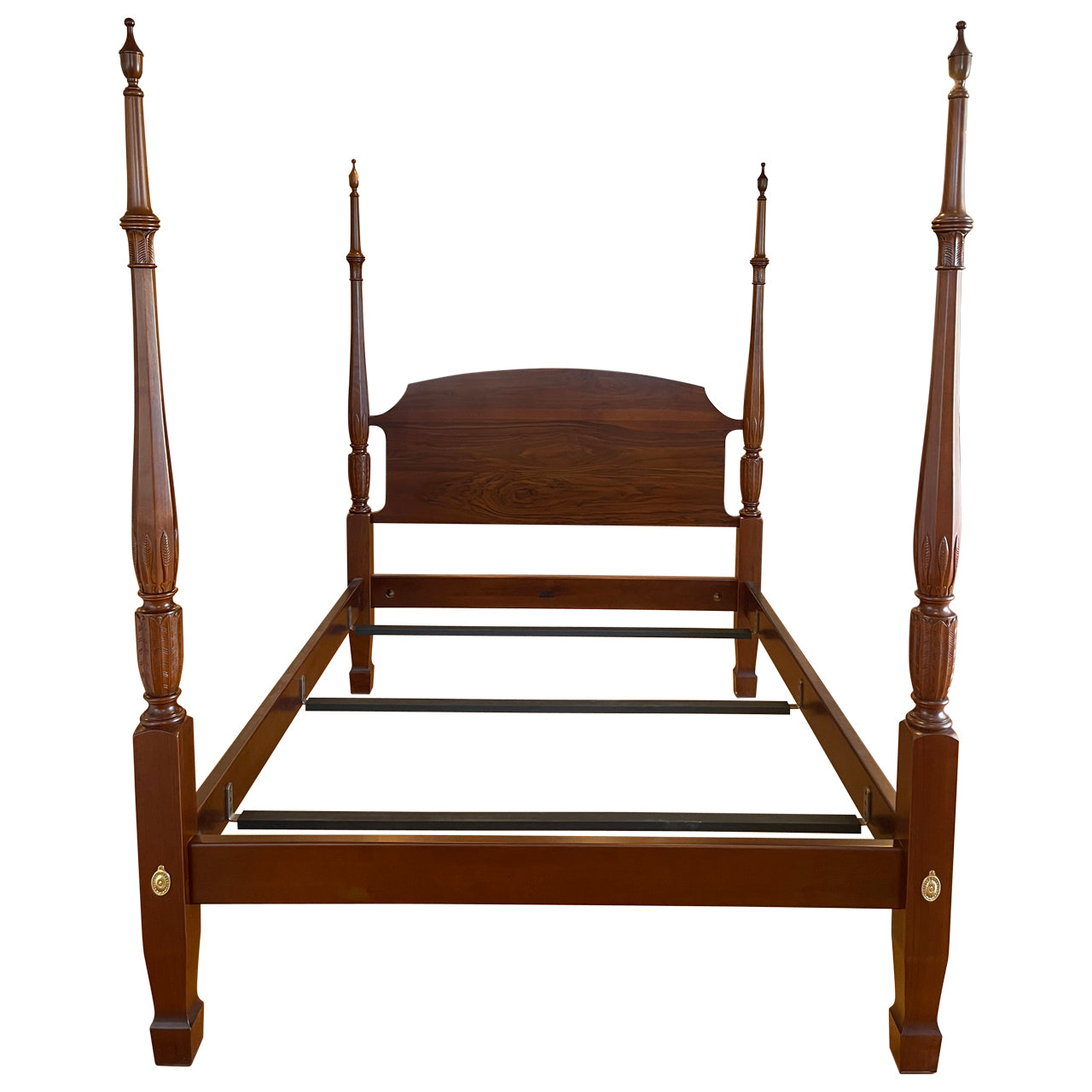Virginia Bed 4" Hand Carved Posts