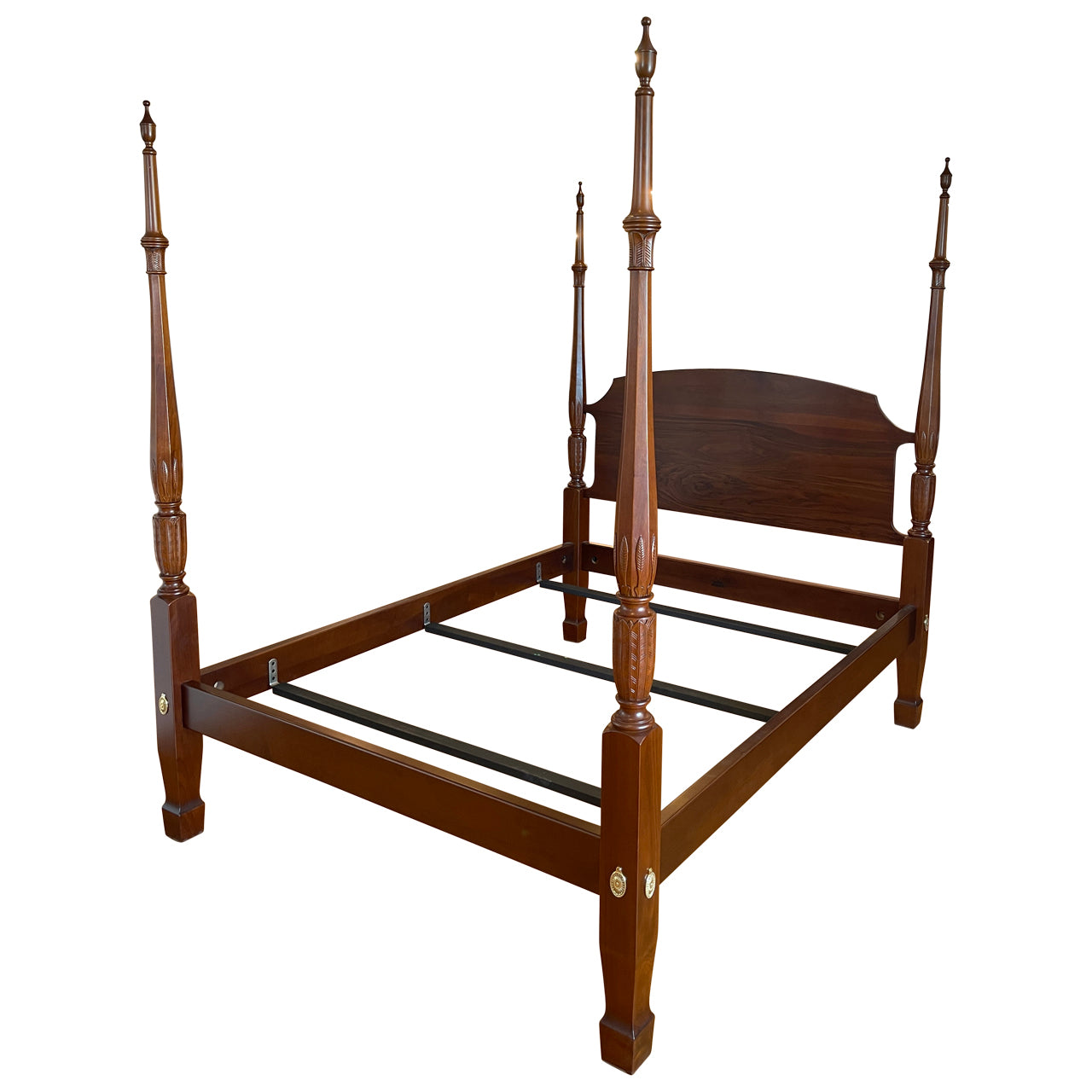 Virginia Bed 4" Hand Carved Posts