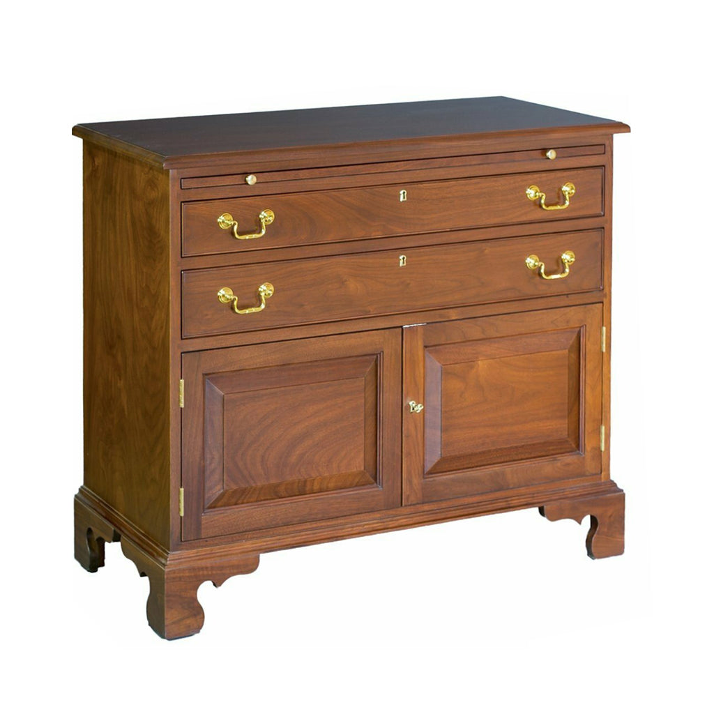 Chippendale Bachelor's Chest with Doors